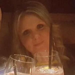 Meet your Posher, Veronique